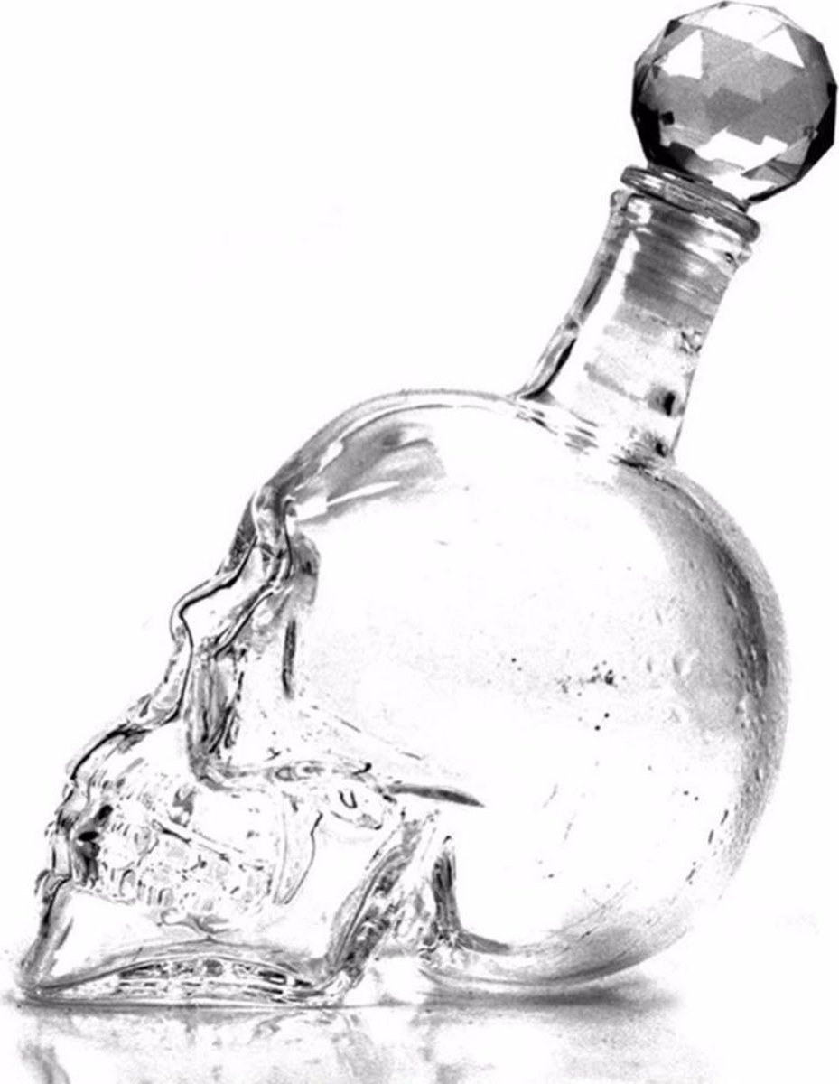 skull fles whisky